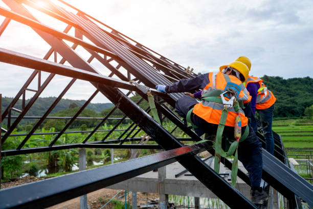 Best Flat Roof Repair Services  in Eatonville, WA